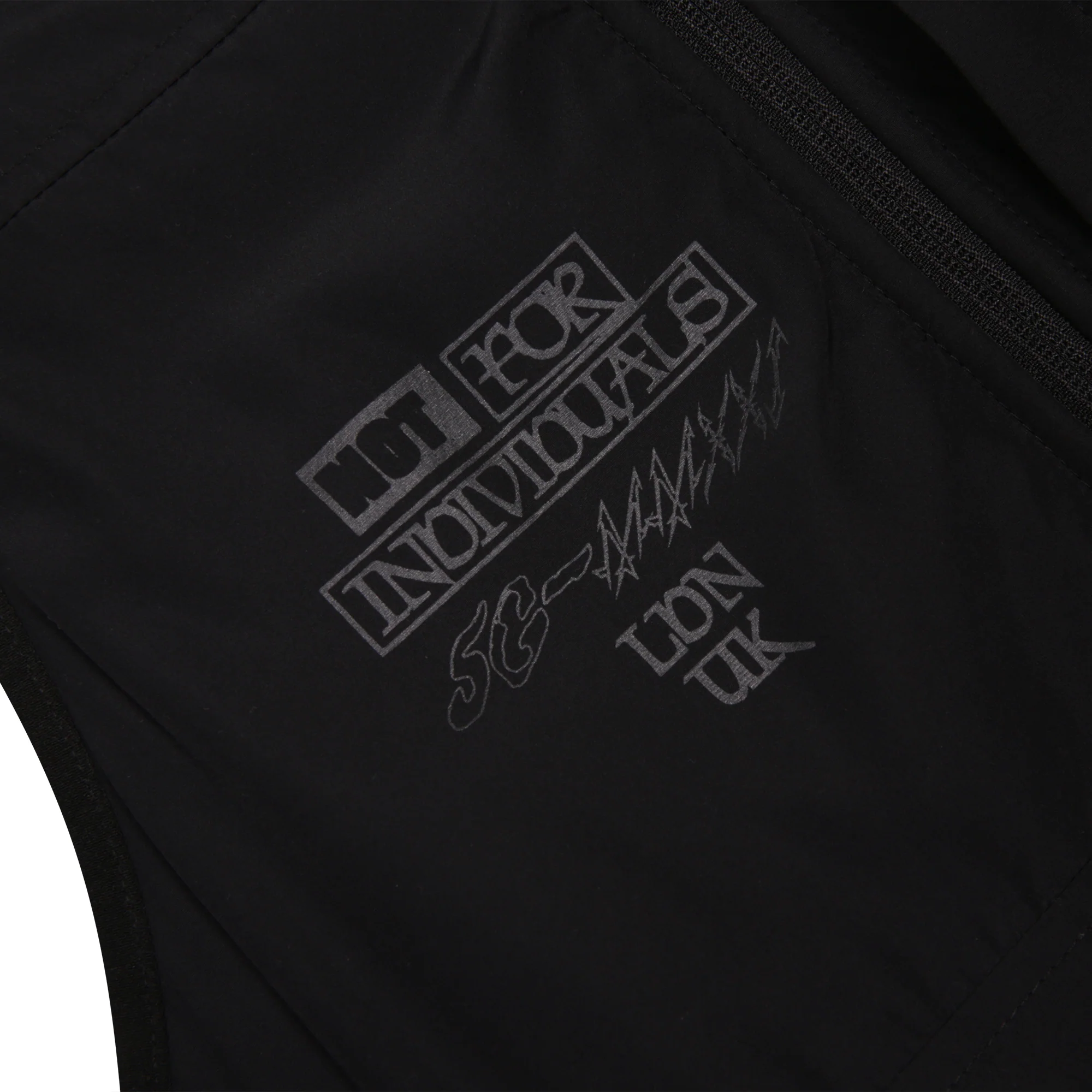 UTILITY Vest - Image 3